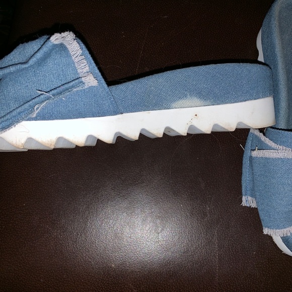 Denim bow flat form slide - Picture 2 of 8
